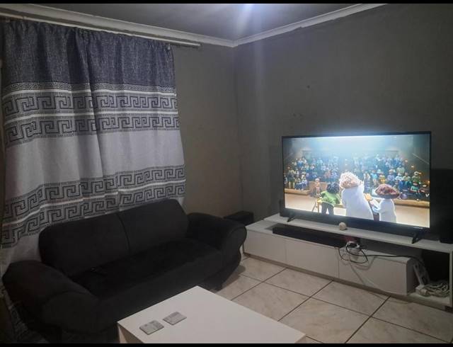 2 BEDROOM HOUSE FOR SALE IN VILLA LIZA